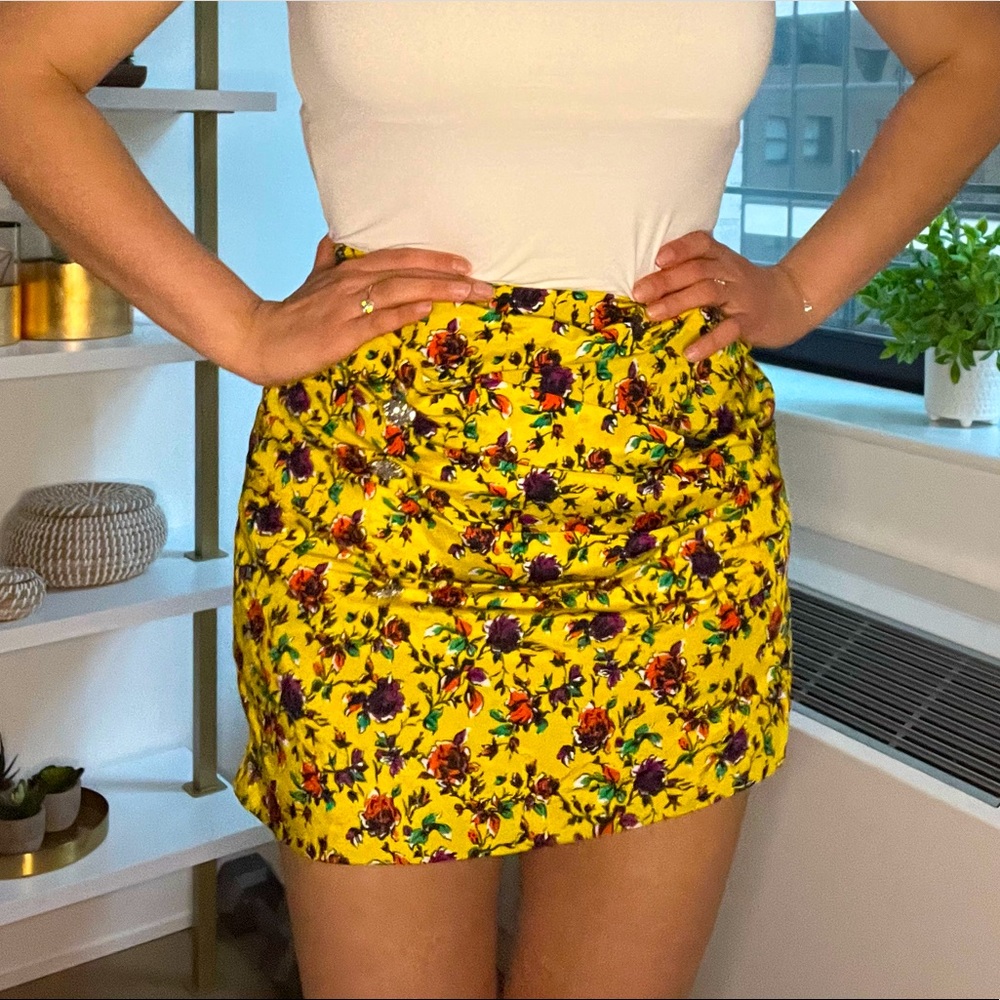 Yellow floral Zara skirt